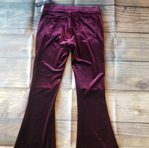 New with tag Burgundy Velour Bell Bottom pants - Picture 3 of 4